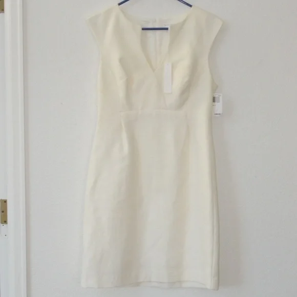 Trina Turk Textured Little Cream Sheath Dress Size 10 NWT - Picture 3 of 11